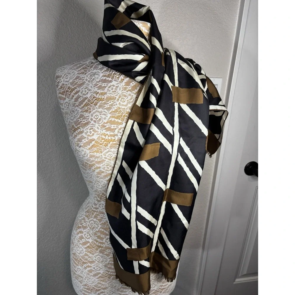 Vintage  70-80's 100% Silk Scarf Made In France Doro‎ Brown Black White  15